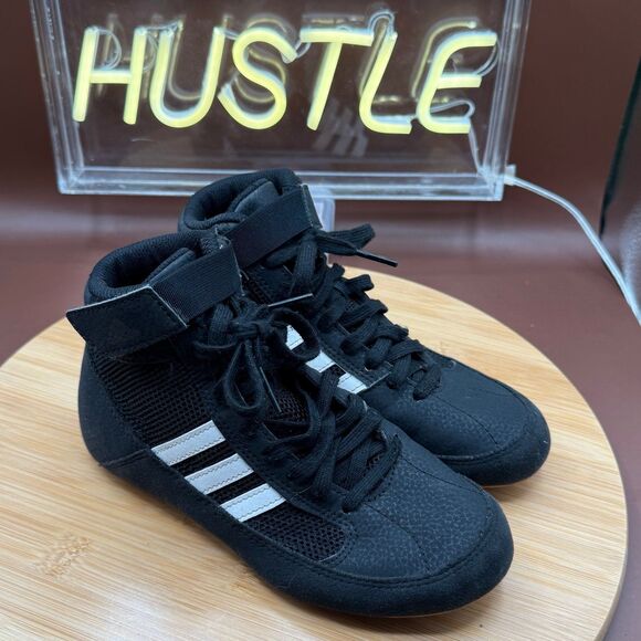 Adidas Kids' HVC 2 Wrestling Shoes Size 2 - Picture 1 of 9
